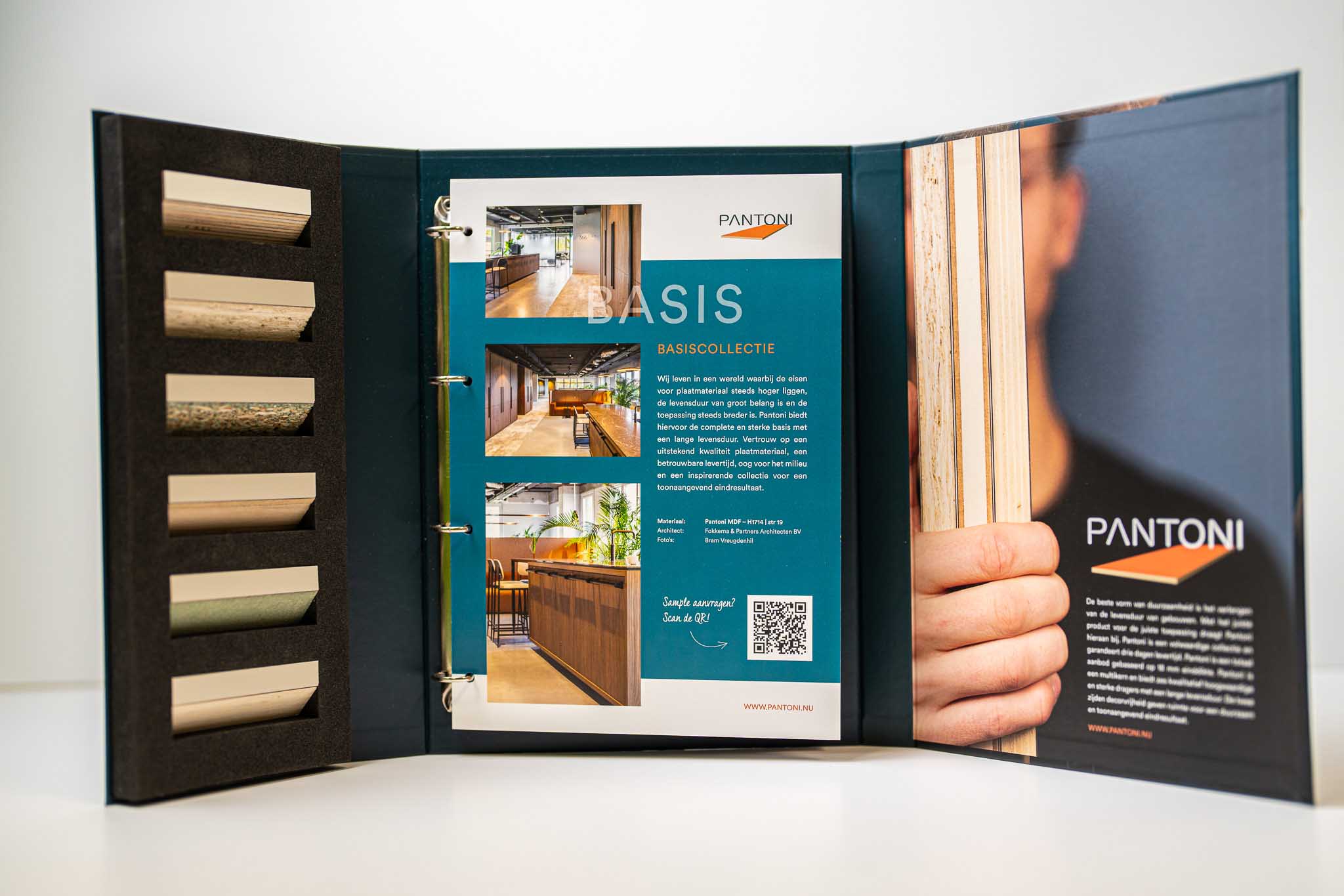 Pantoni stalenmap deMediagraaf Portfolio Socialmedia FINAL 4 1