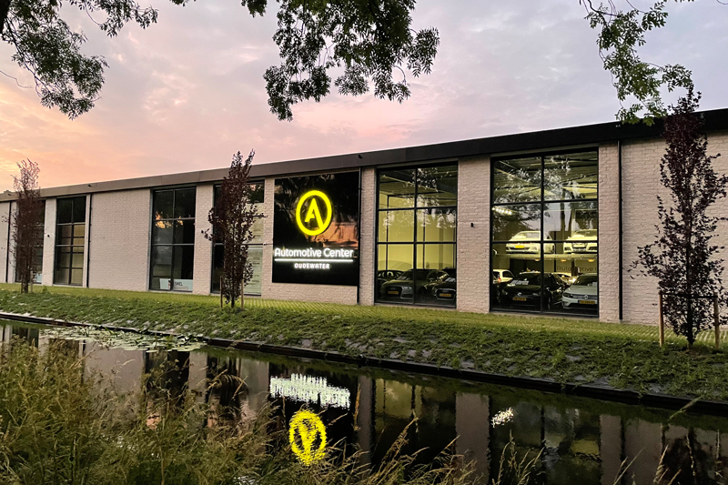 Automotive-belettering-pand Automotive belettering pand